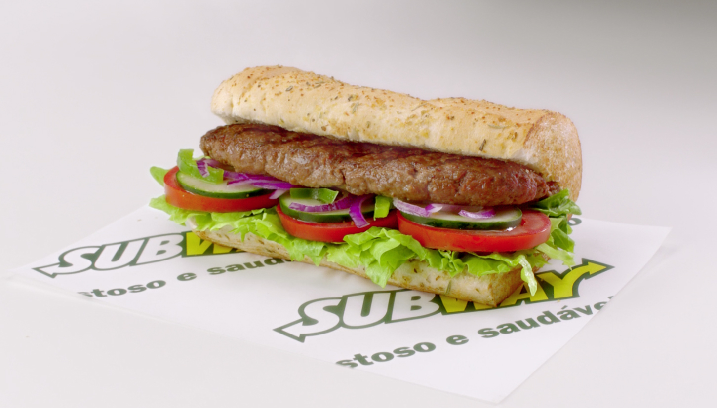 Subway lança promoção com preço surpreendente para o Steak Churrasco