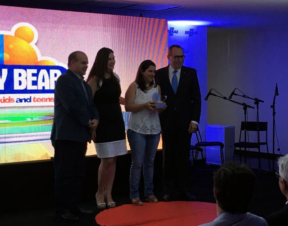 Escola de Inglês Teddy Bear conquista o Prêmio MPE Brasil 2015