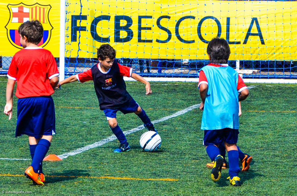 Costão do Santinho recebe escola de futebol do time Barcelona