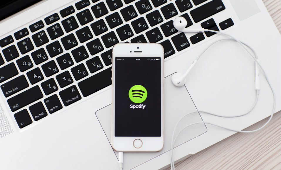 Coluna Endeavor | Apple x Spotify: o embate cultural que diz muito sobre o futuro