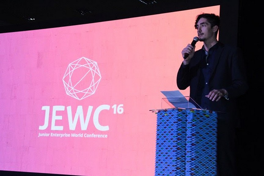 Fecomércio SC debate tendências e desafios no JEWC 2016