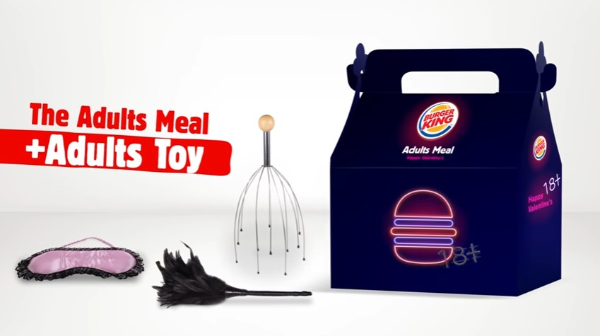 Burger King lança combo especial para o Dia dos Namorados com brinquedo para adultos