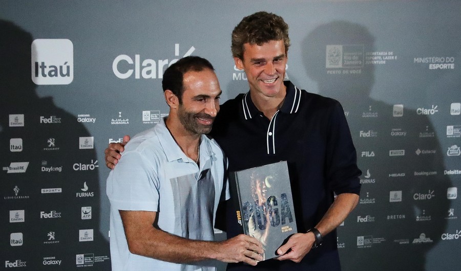 “Guga Imagens De Uma Vida” registra os 20 anos do primeiro título em Roland Garros