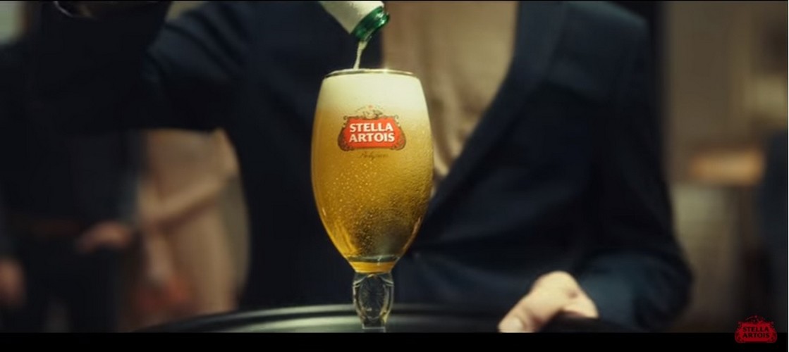 Nova campanha de Stella Artois tem a cara do verão europeu