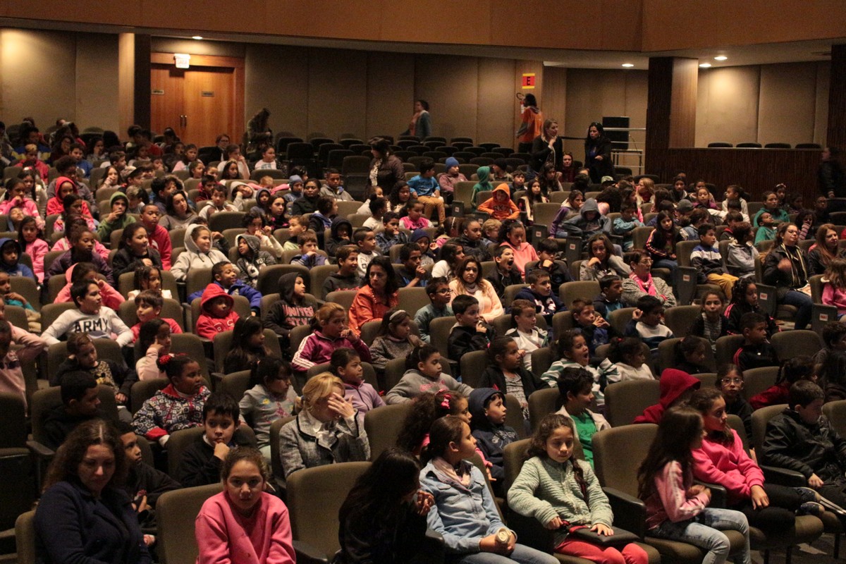 Mostra de Cinema infantil de Florianópolis vai levar cerca de 7.200 estudantes ao cinema nas Sessões Escolas