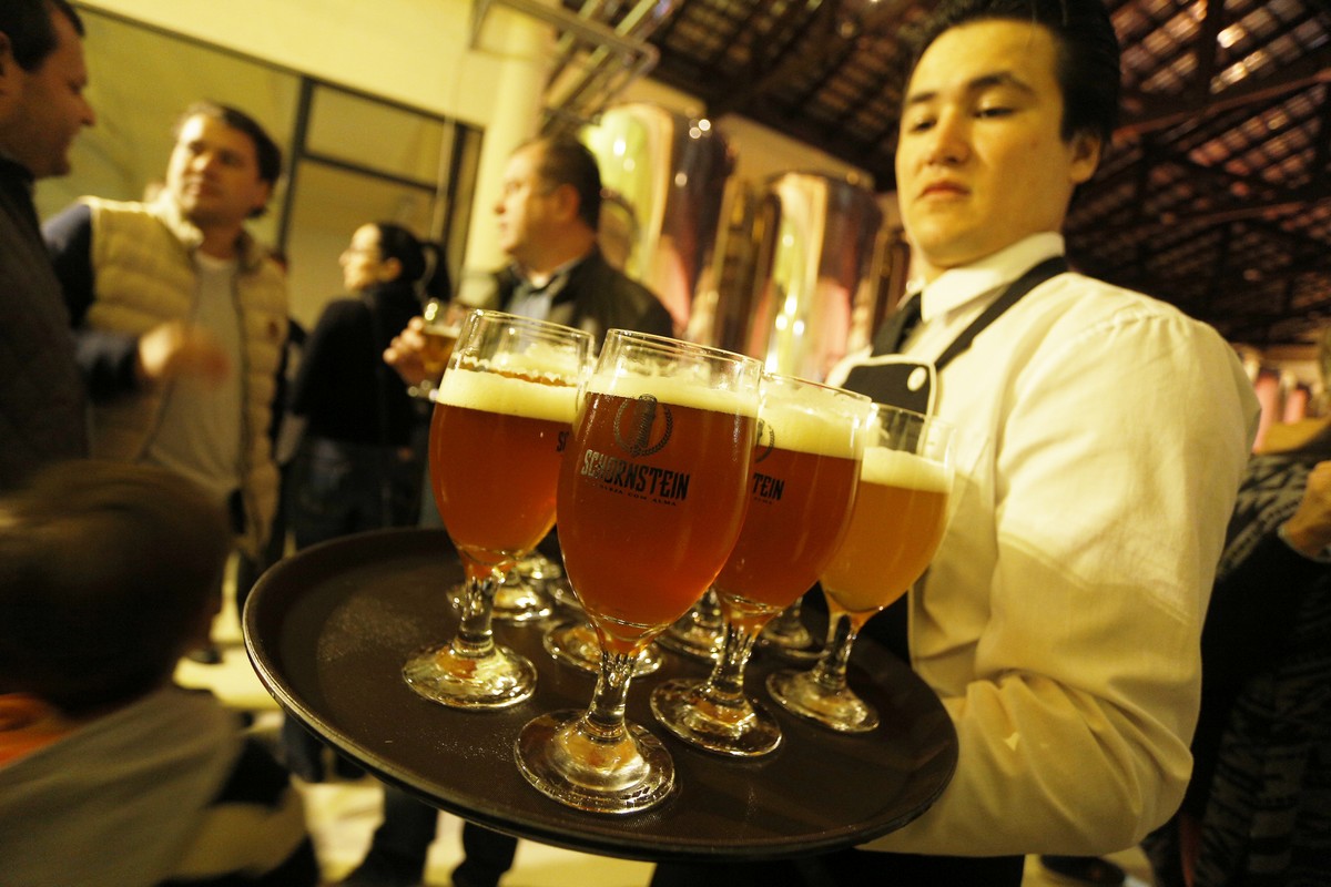 Cervejaria catarinense ​​​​Schornstein investe em inovação e cria primeira incubadora de cervejas do país