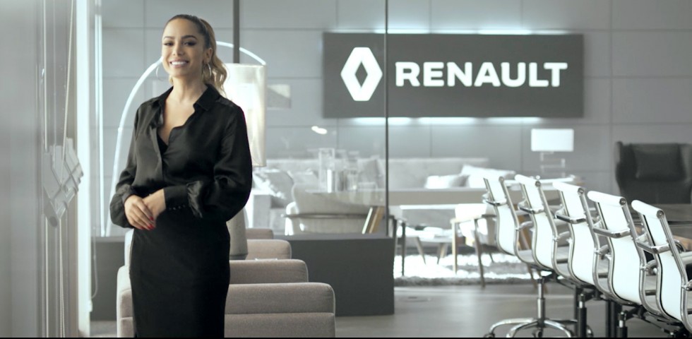 Anitta estreia teaser para Renault