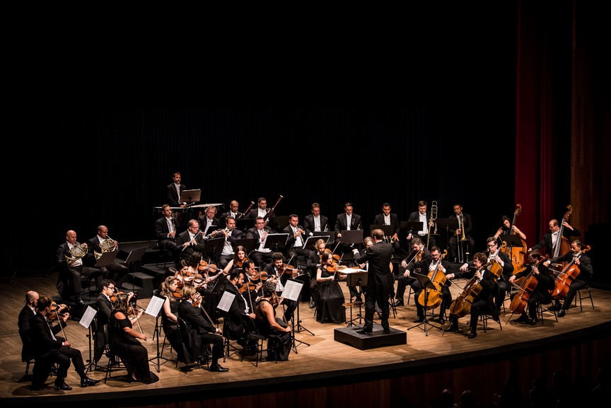Camerata Florianópolis um espetáculo a cada apresentação