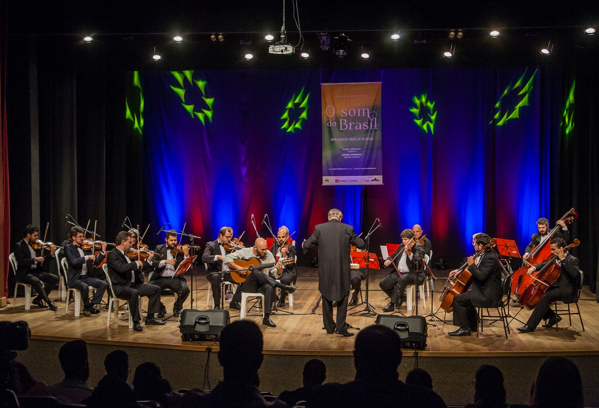 Orquestra de Câmara de Blumenau apresenta segunda etapa da turnê​​​​​​​ ‘O Som do Brasil’ em Florianópolis