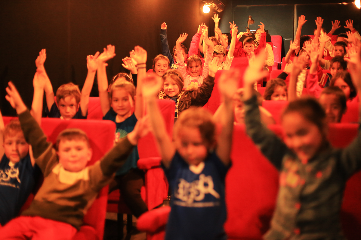 Projeto de democratização da cultura da WestRock leva cinema gratuito ao interior de Santa Catarina e Paraná