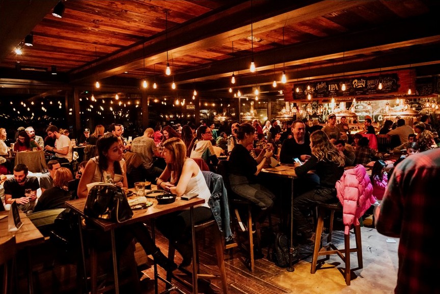 Cerveja Patagonia inaugura seu primeiro bar no Brasil