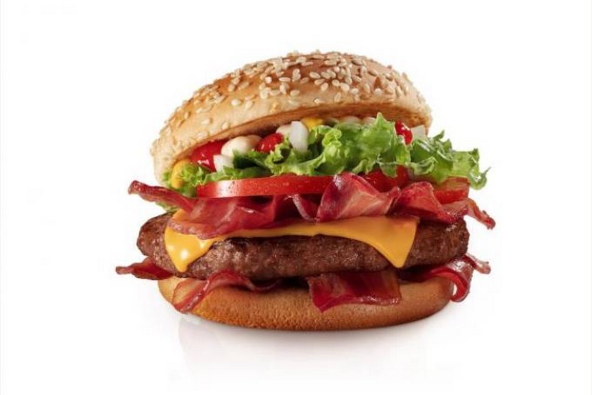 Hambúrguer com dez fatias de bacon é a novidade do McDonald’s para o verão