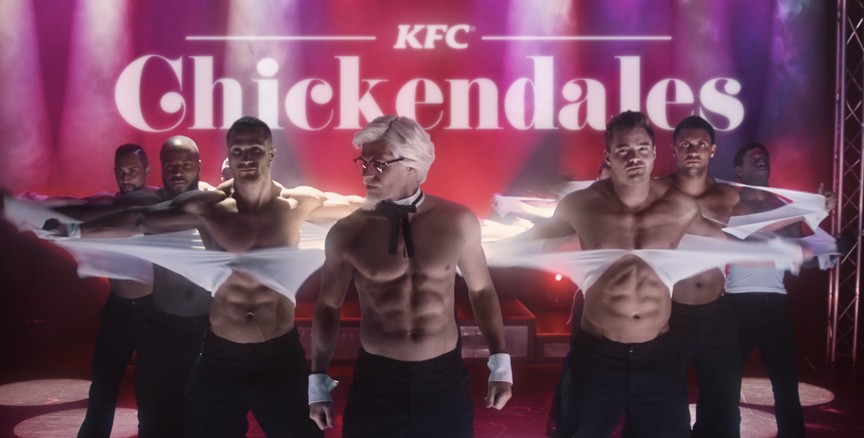 Coronel Sanders dança sem camisa em comercial de Dia das Mães do KFC