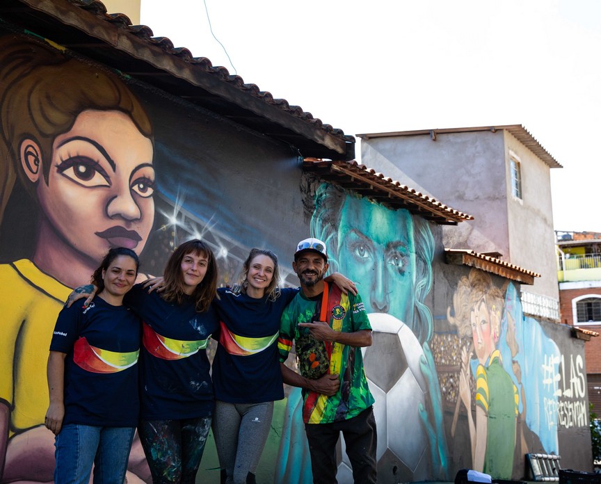 Movimento #ElasRepresentam convida brasileiros a homenagearem jogadoras de futebol feminino