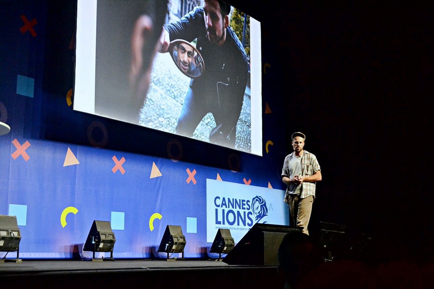 Descubra o primeiro orador secreto do Cannes Lions