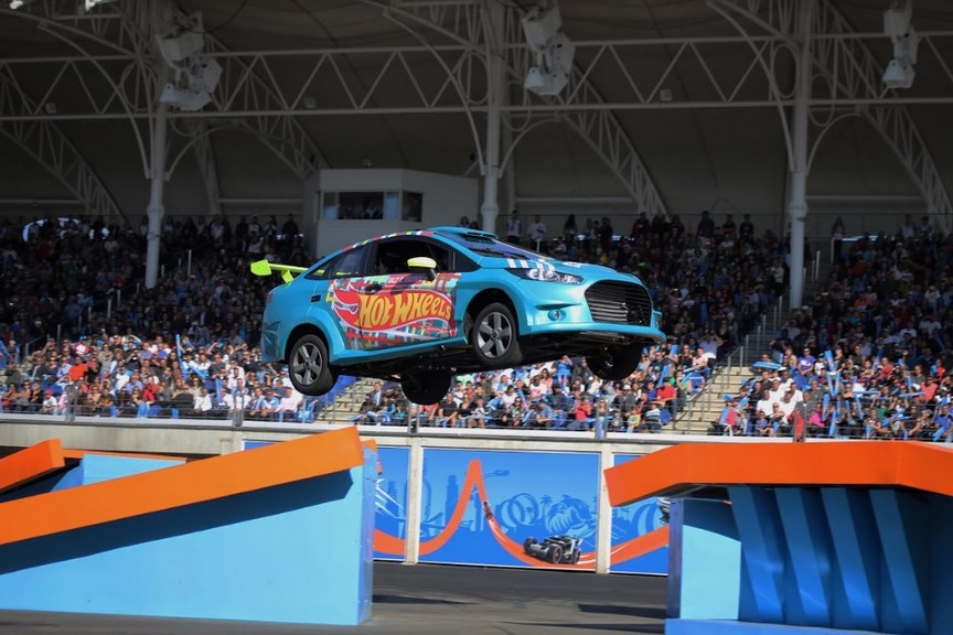 Beto Carrero World celebra números recordes com espetáculo Hot Wheels Epic Show