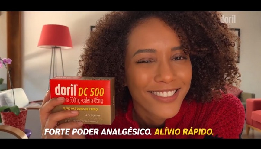 Doril Apresenta Comercial Com Ta S Ara Jo Dirigido Por L Zaro Ramos