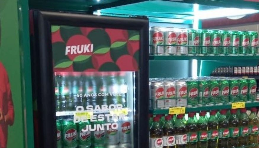 Fruki Guaraná e BELLAVISTA desenvolvem novas pontas de gôndola em supermercados