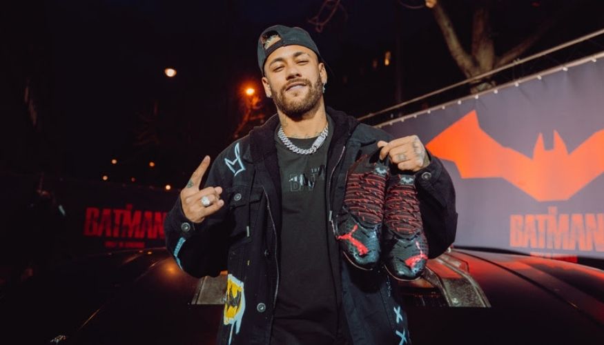 Puma e Neymar apresentam chuteira que celebra o lançamento do filme The Batman