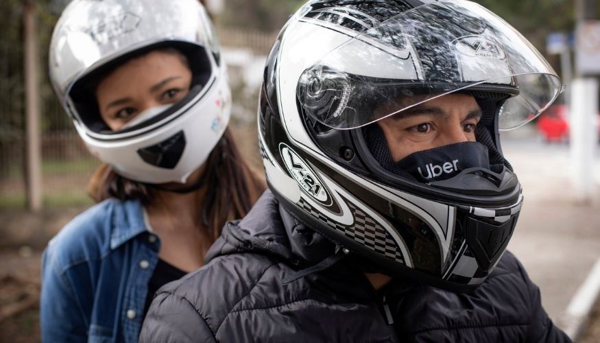 Novidade | Blumenau e Joinville agora contam com viagens de Uber de moto