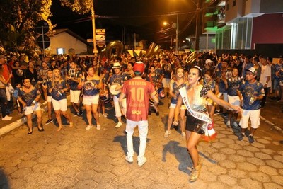 Carnaval de rua de Florianópolis terá shows nacionais gratuitos e  bloquinhos pelos bairros