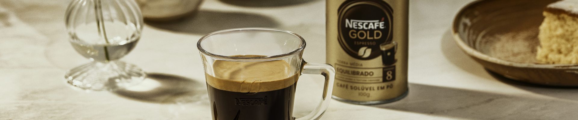 Nova campanha de Nescafé foca em uma experiência que desperta sentidos
