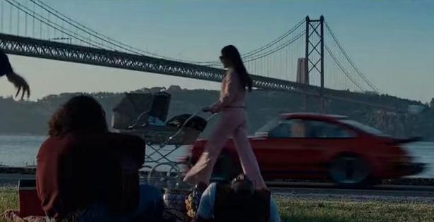 Campanha da Porsche causa alvoroço após remover a estátua de Jesus