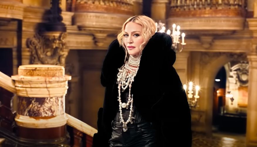 Madonna estrela campanha que celebra os 100 anos do Itaú Unibanco