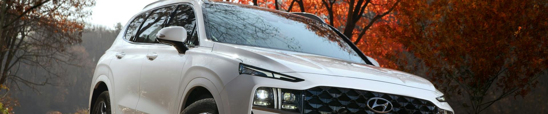 Para impulsionar as vendas do SUV Santa Fe entre o público negro, a Hyundai aposta em sneaker