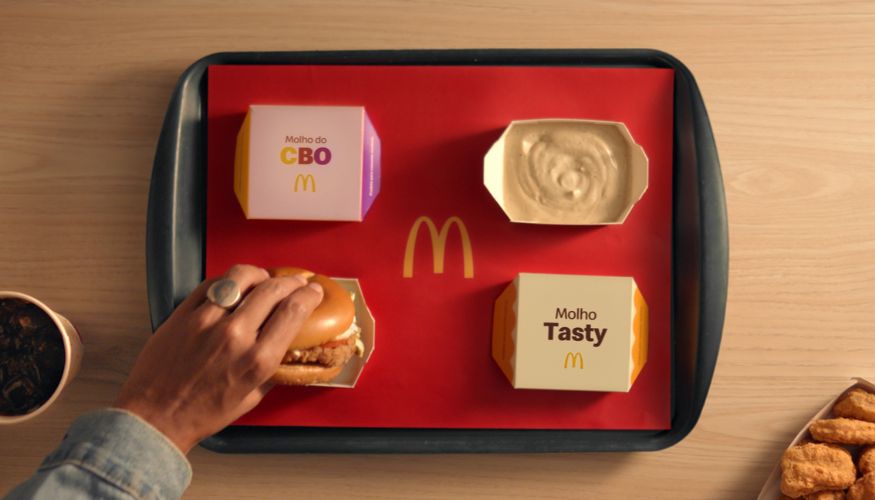 McDonald’s realiza paródia de funk para apresentar novo tamanho de molhos