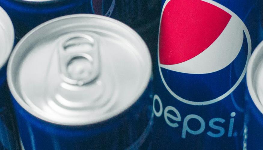 Novo comercial da Pepsi posiciona a bebida como a ideal para acompanhar diversas refeições