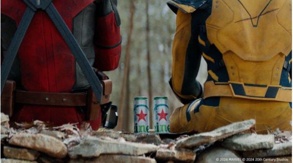 Heineken Silver quer trazer a paz entre Deadpool e Wolverine Heineken Silver quer trazer a paz entre Deadpool e Wolverine