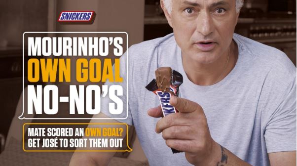 José Mourinho é clonado com Inteligência Artificial na nova ação do Snickers