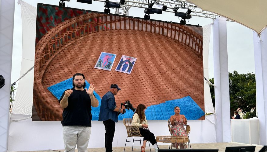 De cartas a campanhas: Tarot ao vivo guia estratégias criativas no Cannes Lions