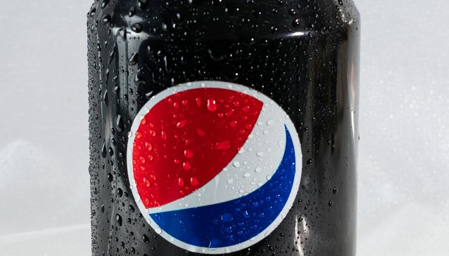 Pepsi MAX Cherry lança solução para as mulheres manterem a unha perfeita depois de abrir a lata do produto