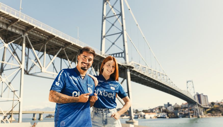 Avaí festeja 101 anos com lançamento de camisa exclusiva