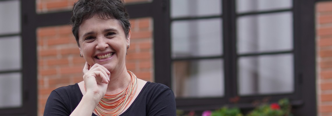 Conversas Culturais recebe Marisa Toledo