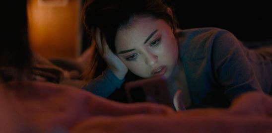 Campanha da Maybelline traz como destaque da saúde mental da Geração Z