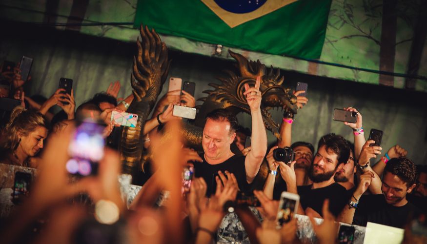 Warung Beach Club celebra 22 anos nesta sexta-feira, 15