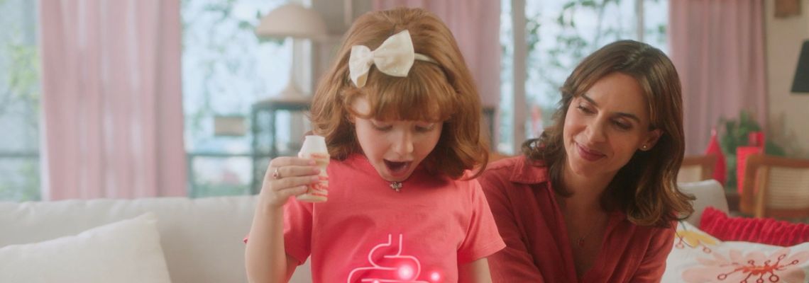 Nova campanha da Yakult reforça compromisso com a saúde digestiva