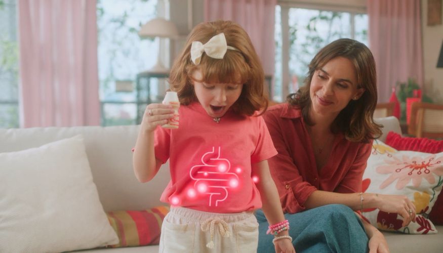 Nova campanha da Yakult reforça compromisso com a saúde digestiva