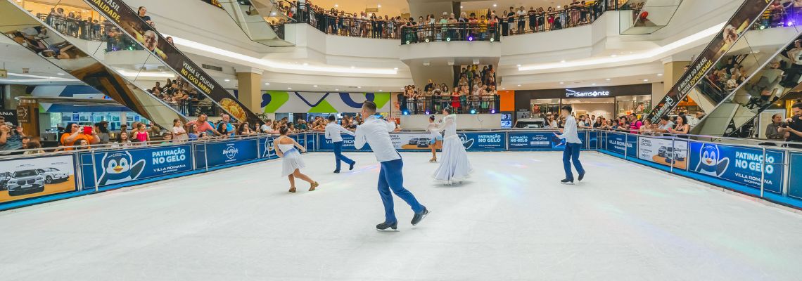 Snowland apresenta show de patinação no gelo em Florianópolis