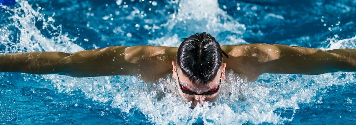 Speedo lança campanha focada em como a natação pode ser um impulso para condicionamento físico