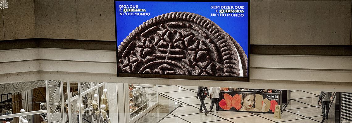 Oreo amplia visibilidade no Brasil com campanha em locais estratégicos
