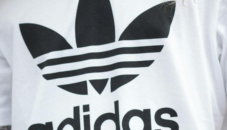 Tribunal dá bronca na Adidas por incentivar o greenwashing em campanha de marketing