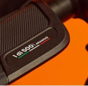 Lamborghini causa alvoroço nas redes sociais ao anunciar lançamento de carrinho de bebê