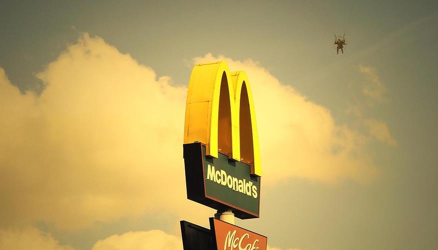 Para divulgar café da manhã, McDonald’s aposta apenas em imagens