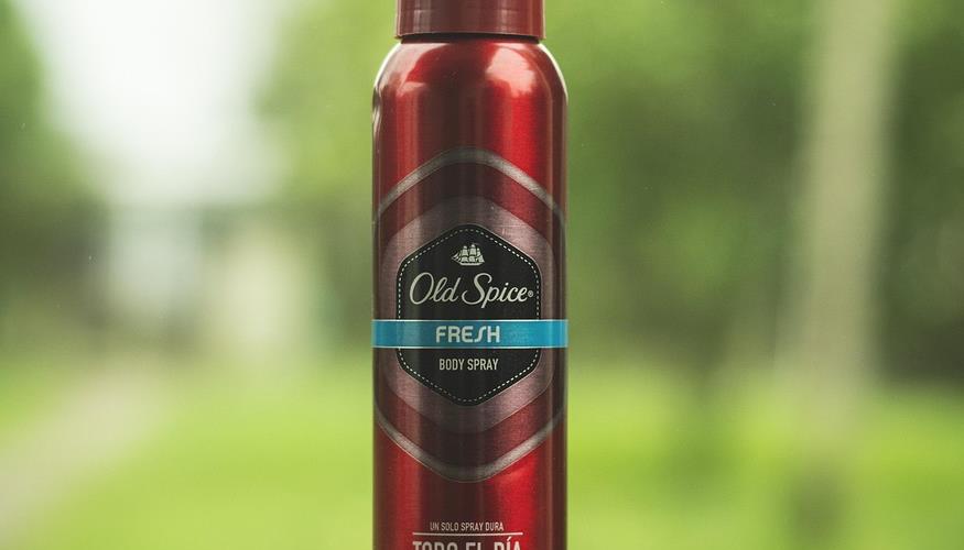 Old Spice aposta em campanha que deixará até os piratas cheirando bem