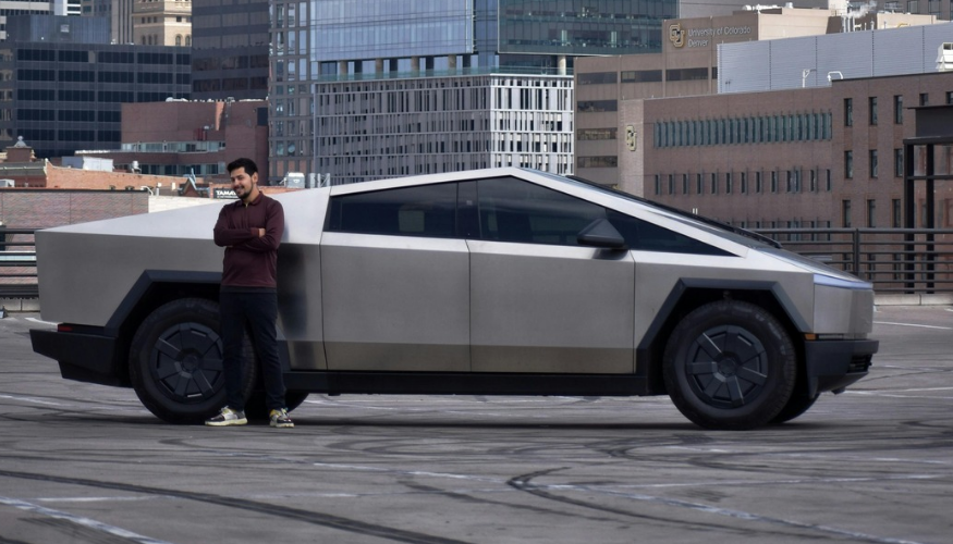 Musk sinaliza retorno à Tesla em meio a desafios nos negócios
