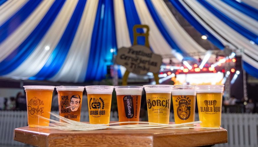 Festival das Cervejarias de Timbó reúne rótulos locais e atrações musicais até domingo